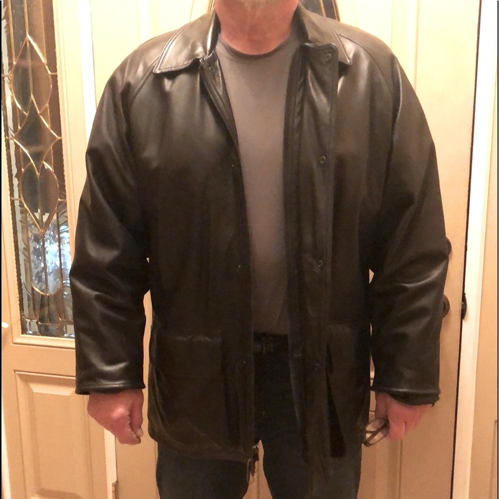 Vintage Coach- Excellent condition Mens lined leather jacket XL Black